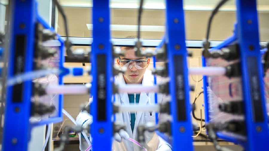 Ученые из Красноярска разработали способ разрушения раковых клеток наночастицами золота - Наука и здоровье