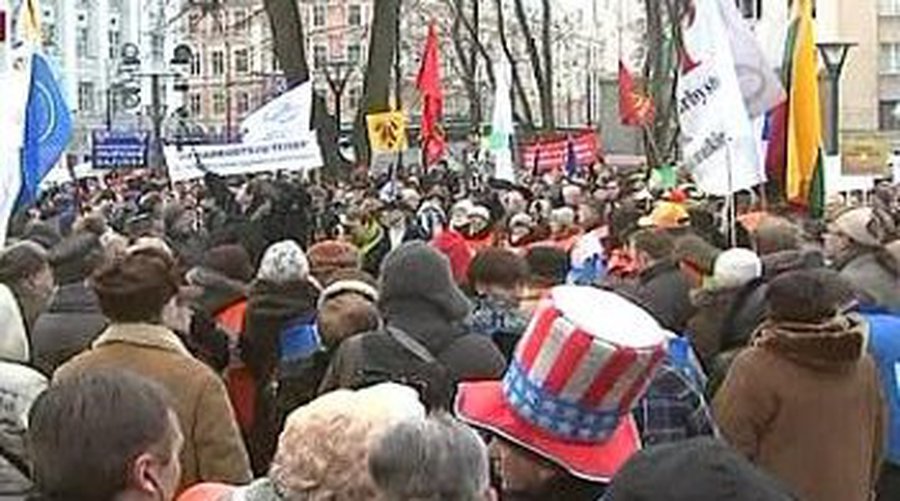 И правые, и псевдолевые, и либералы, и шоумены одним миром мазаны 

 - Литва и страны Балтии