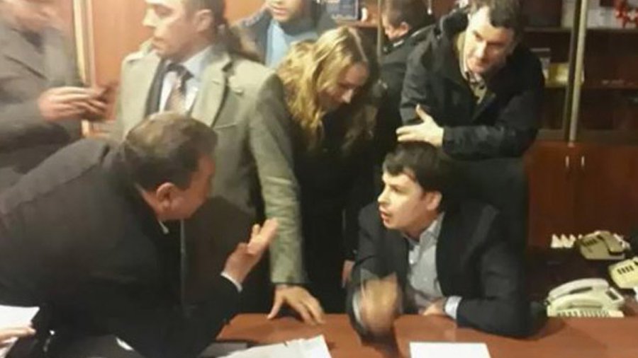 Свобода с кулаками: украинские националисты спровоцировали скандал на ТВ - В Мире