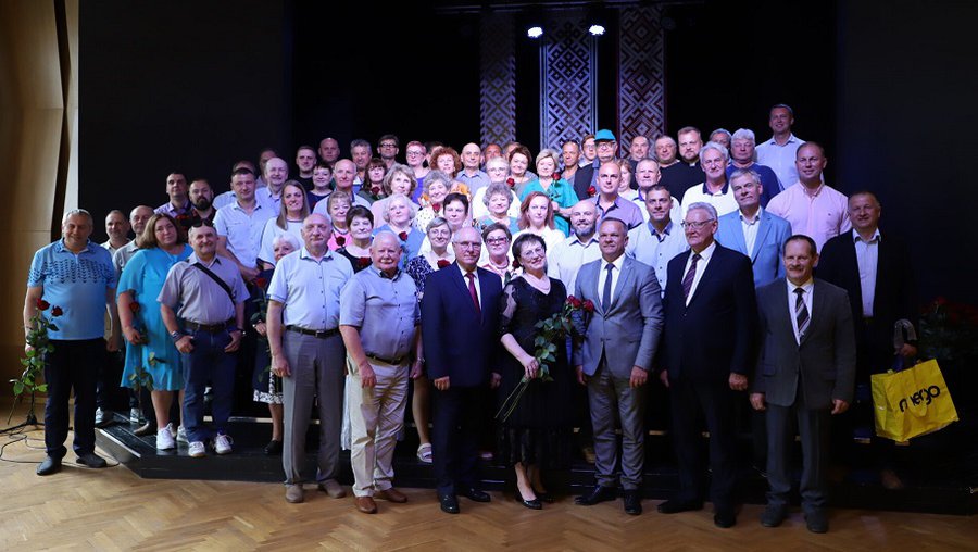 ЗАО «Висагино бустас» отметило 30-летний юбилей - В Висагинасе