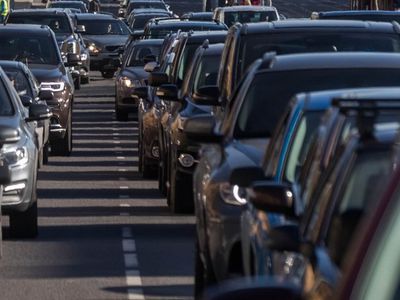 Правительство одобрило налог на загрязнения автомобилей - Литва и страны Балтии