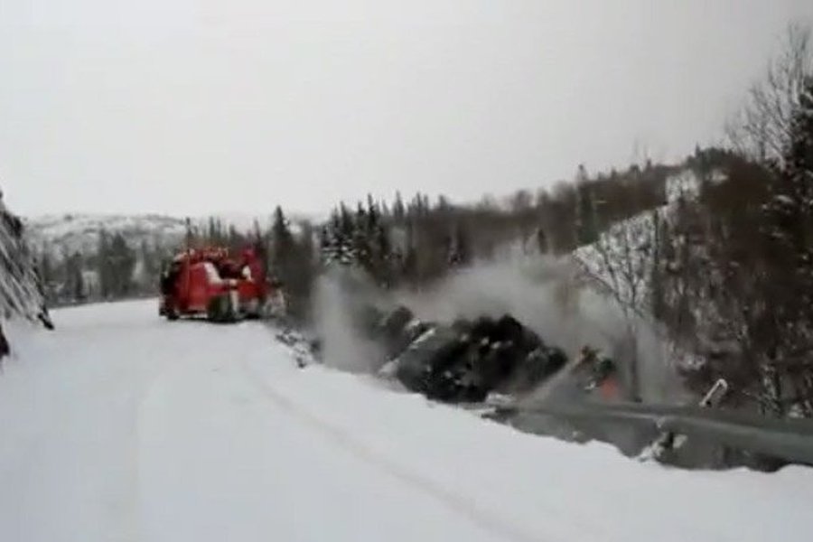 В Норвегии со скалы съехал литовский дальнобойщик                                                                 - Литва и страны Балтии