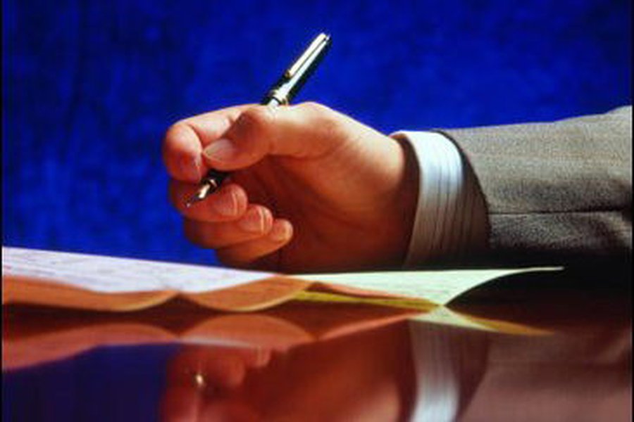 Литовские чиновники писали диктант на знание государственного языка - Хобби, отдых и развлечения