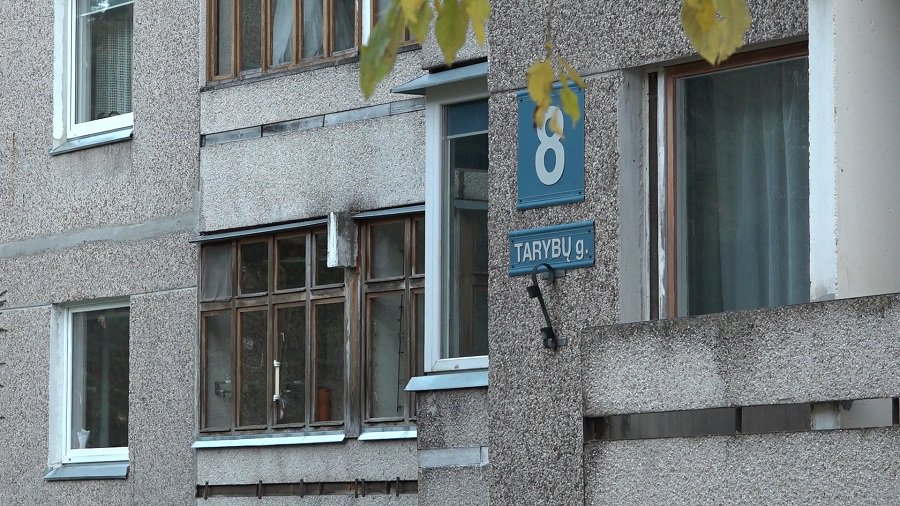 «При чем здесь улица?». Мнение висагинцев  о возможном переименовании улицы "Tarybų" (видео) - В Висагинасе