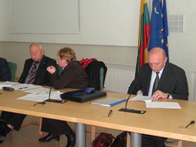   
«Visagino energija» предлагает платить за каждый счетчик горячей воды
 - В Висагинасе