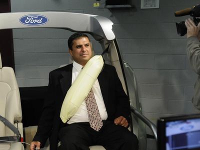 Надувные ремни безопасности начинает устанавливать Ford - Хобби, отдых и развлечения