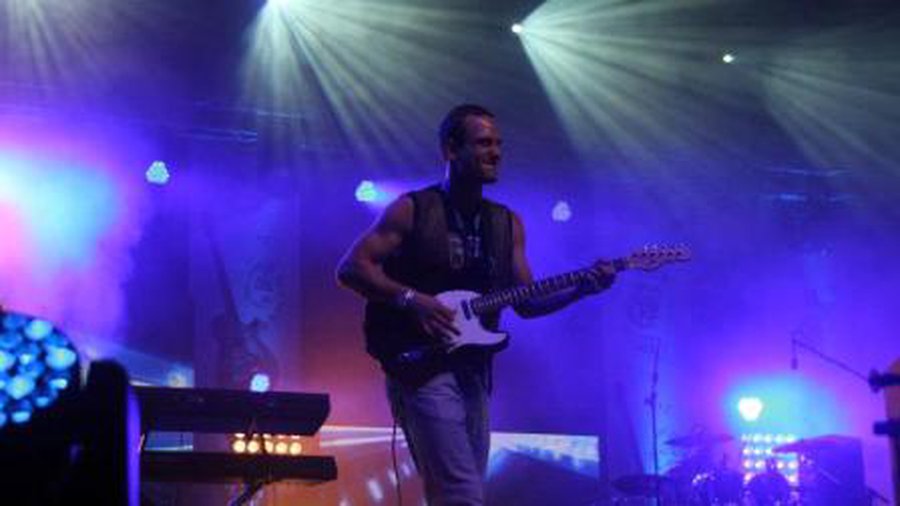 Гитарист из группы Asorti нарасхват в Америке и Европе - В Висагинасе