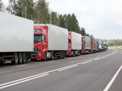 В очереди на въезд в Белоруссию ожидает более 600 грузовых автомобилей - Хобби, отдых и развлечения