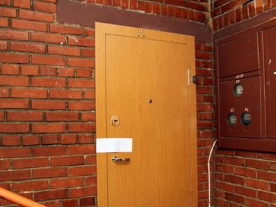 В литовской провинции мужчина зарезал жену и малолетнего сына, а сам повесился - Происшествия и криминал