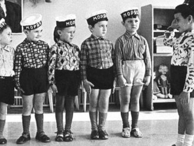 Неграждан Латвии призвали осудить все советское - Литва и страны Балтии