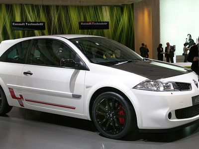 Renault Megane R26 «похудел» на 123 килограмма - Хобби, отдых и развлечения