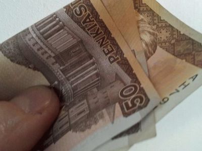 Предприниматель возмущен планами власти ограничить расчеты наличными - Литва и страны Балтии