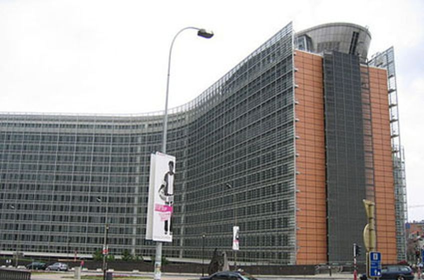 Еврокомиссия грозит судом восьми странам за Третий энергопакет
