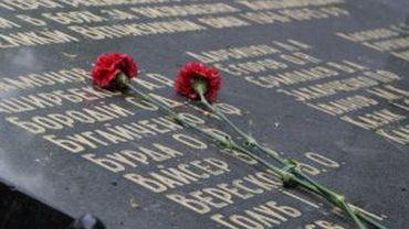 Литва запрещает России реставрировать захоронения советских солдат — посольство России молчит

