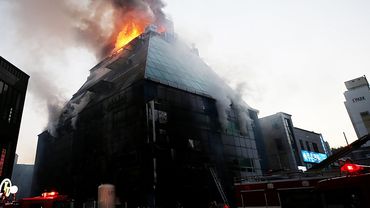 Этап эстафеты олимпийского огня в южнокорейском Чечхоне отменен из-за пожара