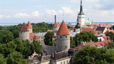 Туризм в Прибалтике: Шмотки-шоппинг в Литве, «писающие британцы» в Латвии и сельский рай в Эстонии

                