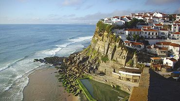 Azenhas do Mar – pasakiškas Portugalijos kaimelis ant vandenyno krašto