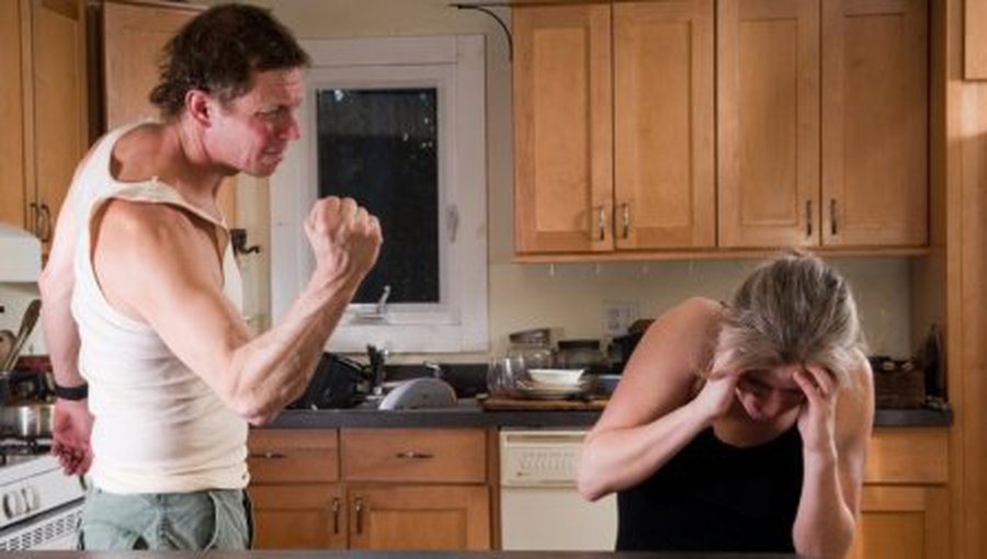 Smurtas šeimoje neturi likti už uždarų durų  - Visagine