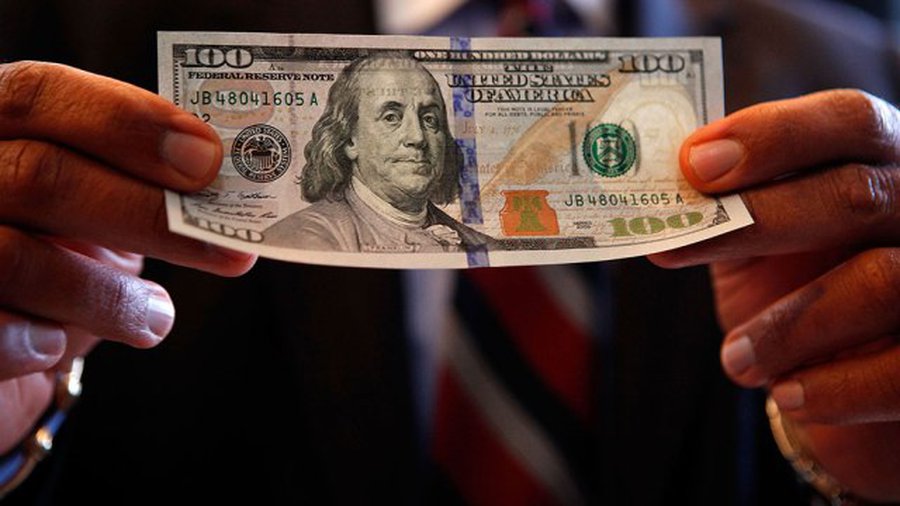 В США приступили к печати новых стодолларовых купюр с улучшенной системой защиты - В Мире