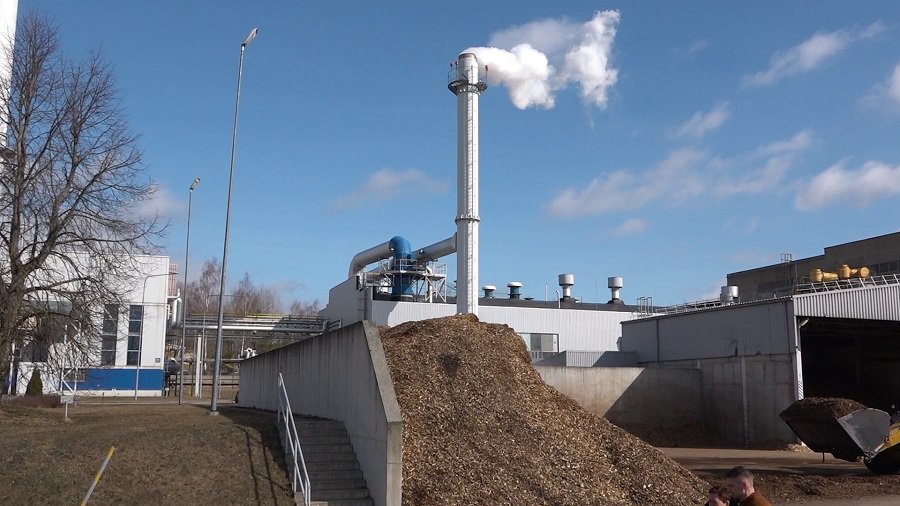 Что делает самоуправление для того,  чтобы снизить влияние роста цен энергоносителей на тарифы? (видео) - В Висагинасе