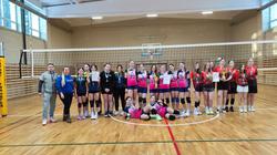 В Висагинасе прошли зональные соревнования по волейболу среди малых школ в рамках Литовских школьных игр (LMŽ)