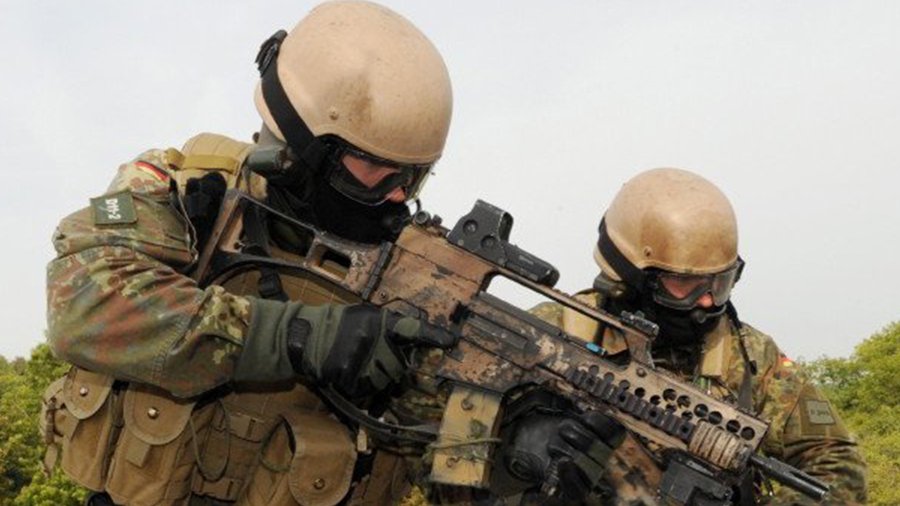 Берлин опроверг сообщения о привлечении спецназа для освобождения наблюдателей ОБСЕ - В Мире