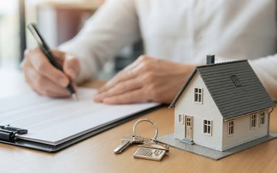 Приближается срок: часть жителей ещё не подали декларации имущества - Литва и страны Балтии