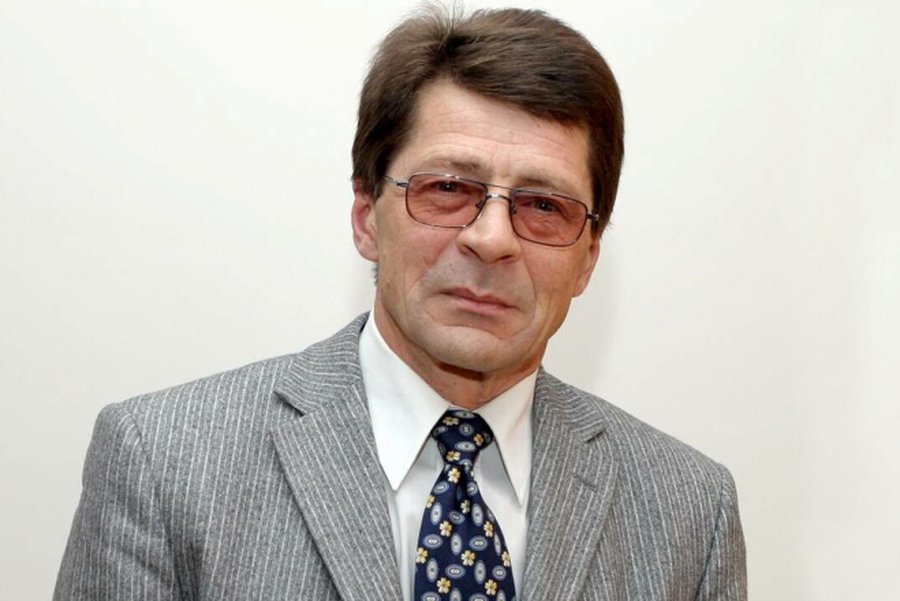 Cветлой памяти Юрия Евпланова                                                                                                                          - В Висагинасе