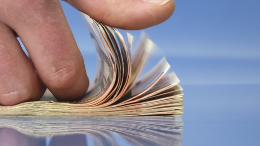 Valdininkams – brangesnės dovanos? - Lietuva ir Baltijos šalys