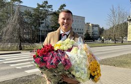 Дорогие женщины! СПАСИБО за вашу теплоту, силу и незаменимую роль в нашей жизни.