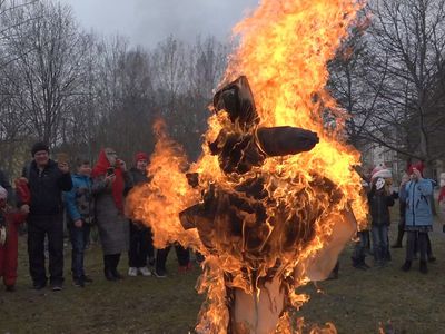 В прогимназии «Gerosios vilties» – шумное гулянье на Масленицу (фотогалерея) - В Висагинасе