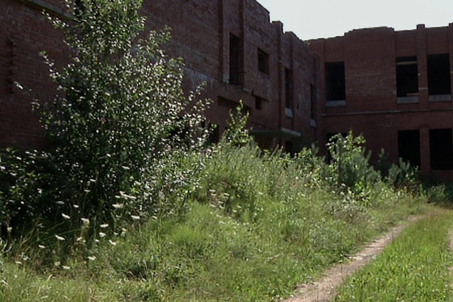 Трагедия с велосипедистами из Чехии в Литве меняет отношение к брошенным строениям


 - Литва и страны Балтии