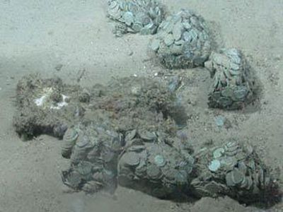 Со дна Атлантики подняли 48 тонн серебра - В Мире