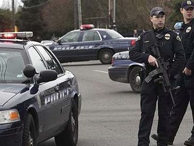 Неизвестный расстрелял прохожих в США - Происшествия и криминал