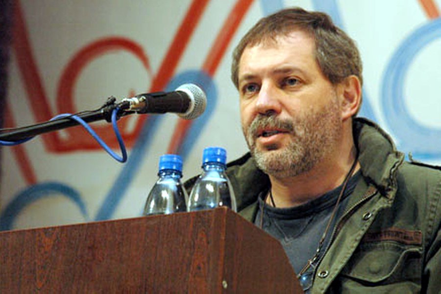 «Все страны БРИК страшно зависят от американской долларовой системы» - В Мире