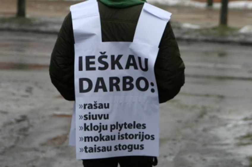 Daugėja laisvų darbo vietų                                