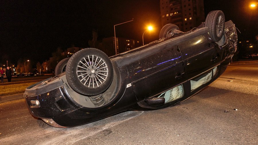 Savaitgalis keliuose: trijų jaunų žmonių žūtys - Įvykiai ir kriminalas