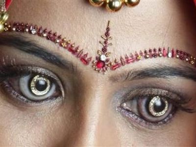 Глаз-алмаз: контактные линзы с бриллиантами - Наука и здоровье