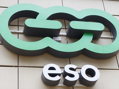 ESO объясняет жителям: выбирая поставщика электроэнергии, не надо менять счетчик - Литва и страны Балтии