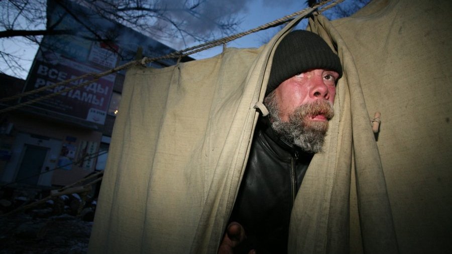 Benamių reikalavimai: dirbti - tik už „normalų“ atlyginimą ir būstą
 - Lietuva ir Baltijos šalys