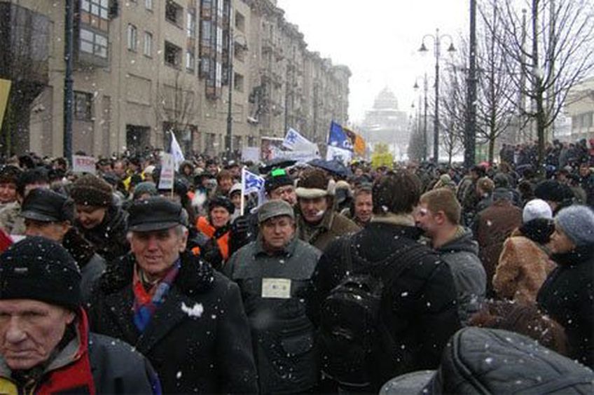 Литовские профсоюзы готовятся провести в Вильнюсе митинг в годовщину беспорядков                
