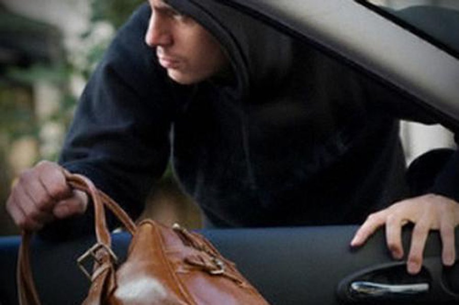 Ночная кража: задержана подозреваемая                                         - Происшествия и криминал