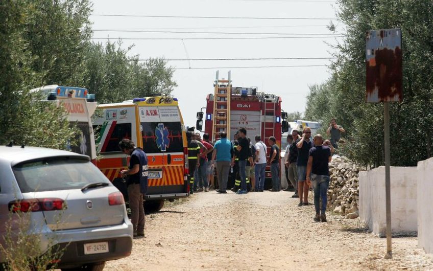 В Италии автомобиль въехал в группу туристов: шесть погибших