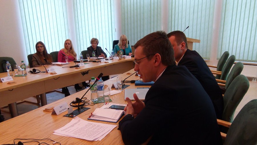 Как возместить ущерб собственникам квартир по Фестивале, 6, 8? - В Висагинасе