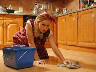 Už namų ruošą – 150 tūkst. dolerių kompensacija 
 - Pasaulyje