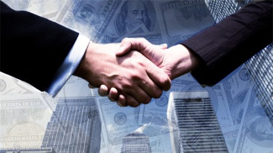 В Латвии помощница министра будет зарабатывать больше, чем президент - Литва и страны Балтии