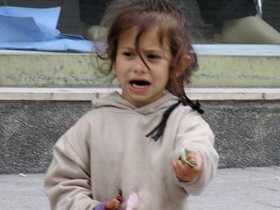 В литовской столице становится все больше побирающихся детей - Литва и страны Балтии