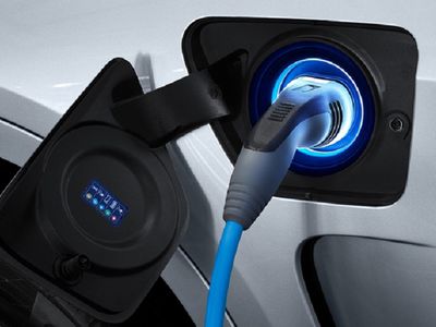 В Вильнюсе вступила в строй станция очень быстрой зарядки электромобилей - Энергетика