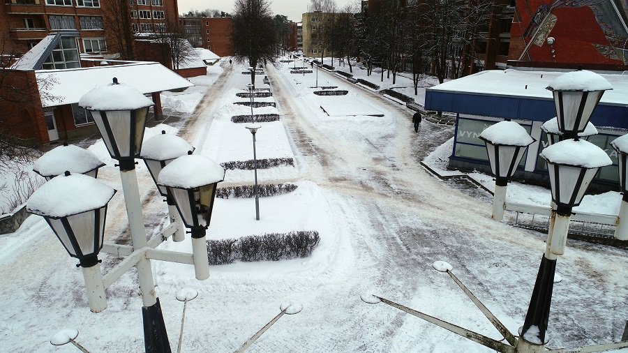 Фонари над фонтаном. Какая судьба их ждет? - В Висагинасе