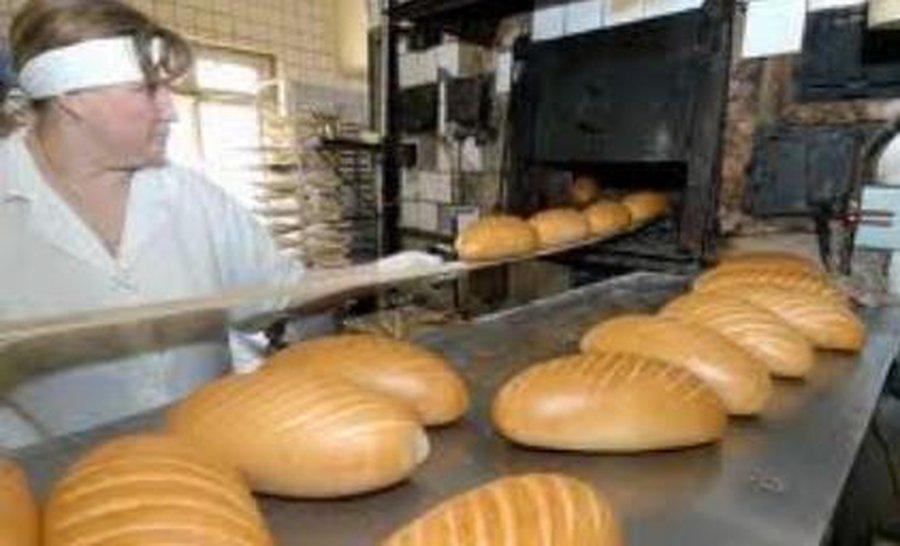 Сеть пекарен в торговых центрах Вильнюса платила зарплату в конвертах - Литва и страны Балтии